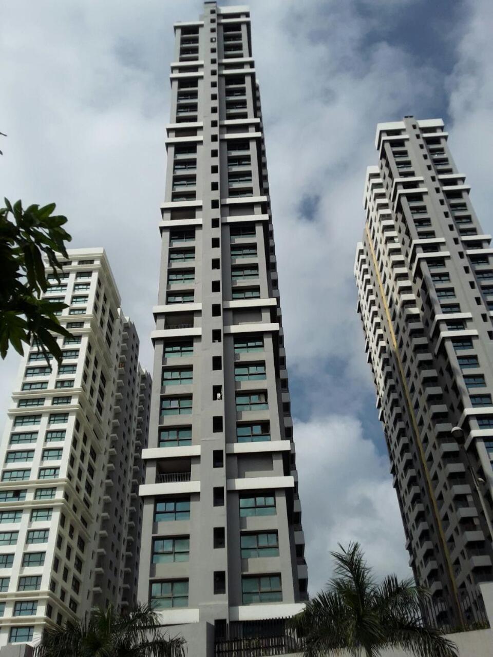 Royal Service Apatment Pimpri-Chinchwad Exteriér fotografie